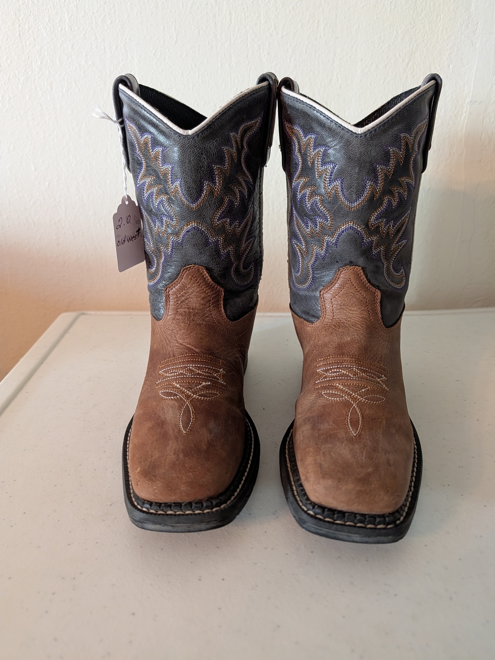 Kids Western Boots. Size 2.